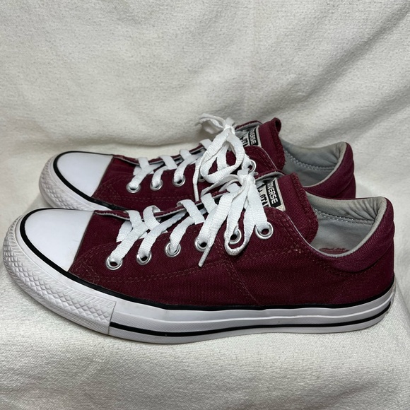 Converse All Star Women’s size 8 or Mens 6. - Picture 3 of 8